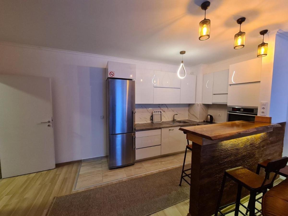 Prishtina Escape Apartments Приштина Экстерьер фото